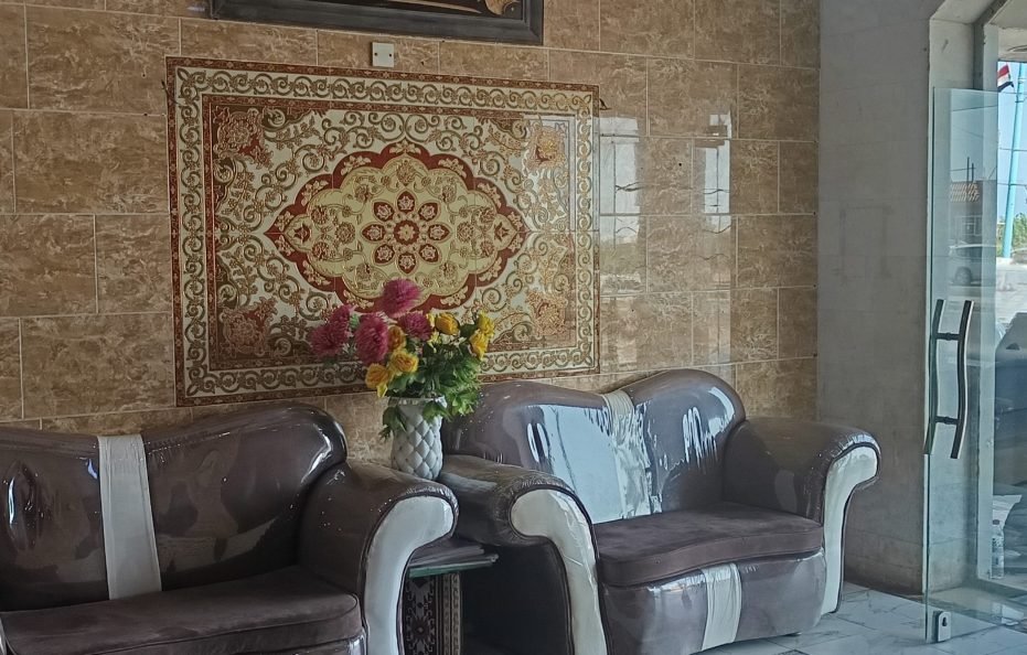 فندق السعادة