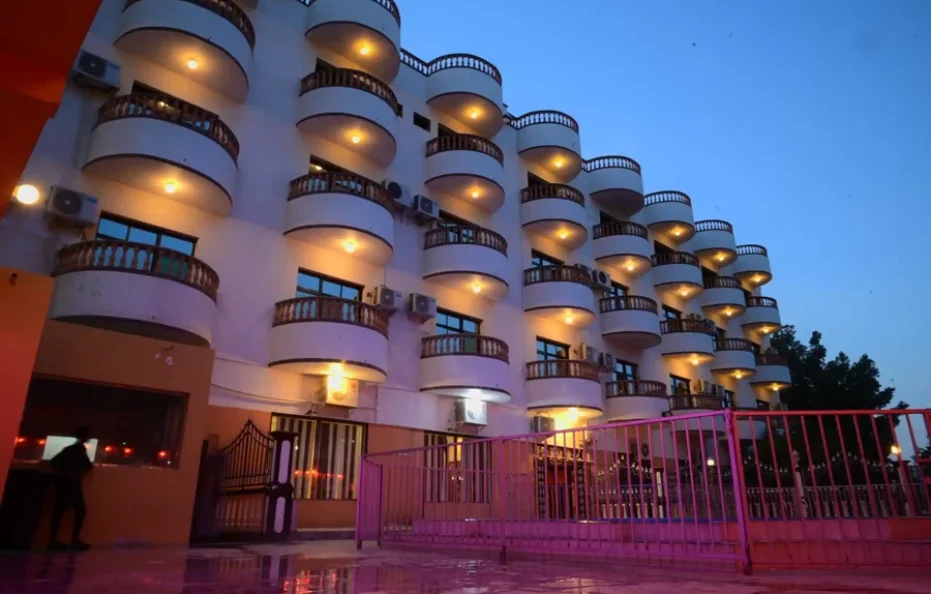 فندق الأحقاف