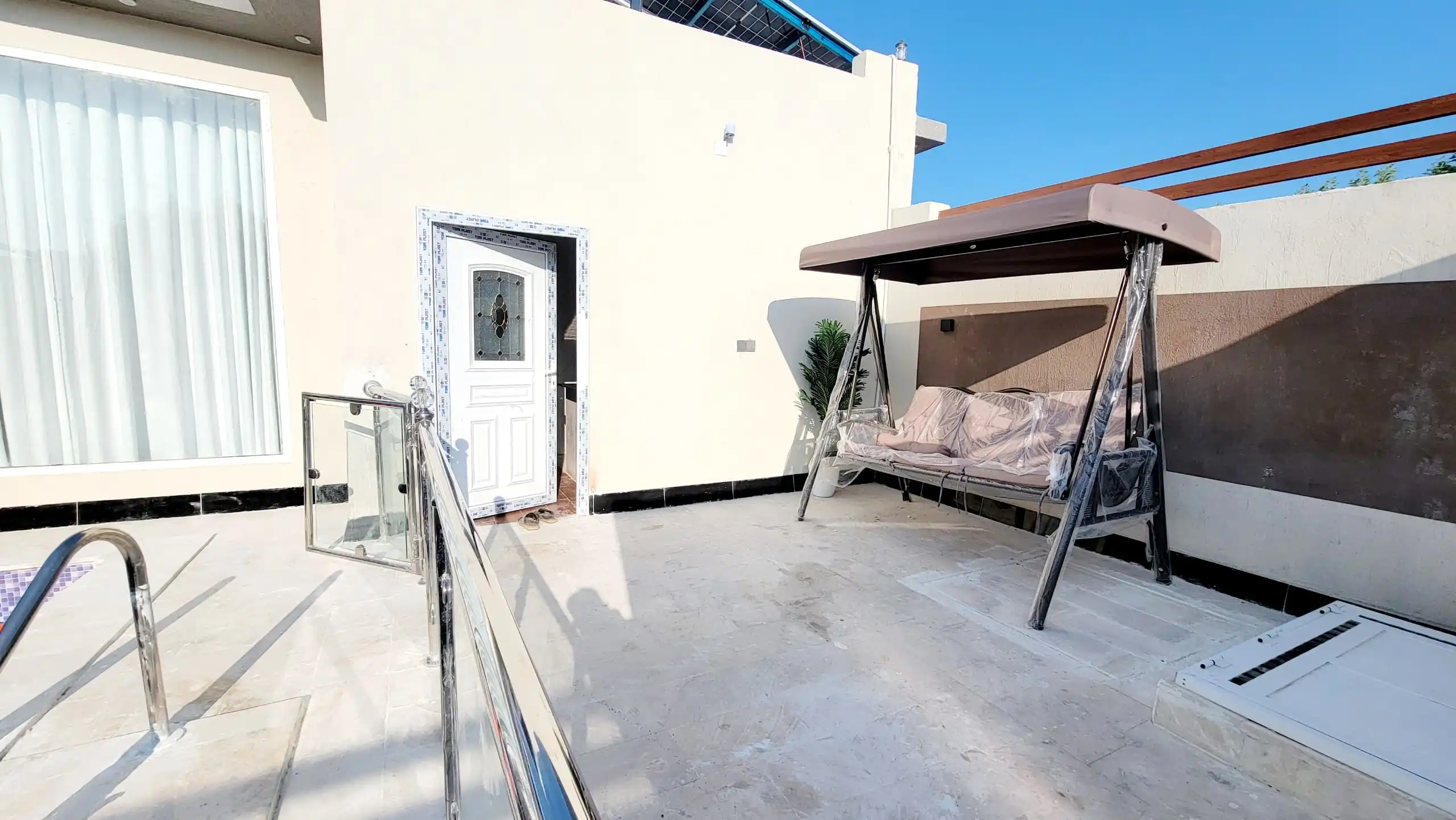 شاليه غرفتين ومسبح