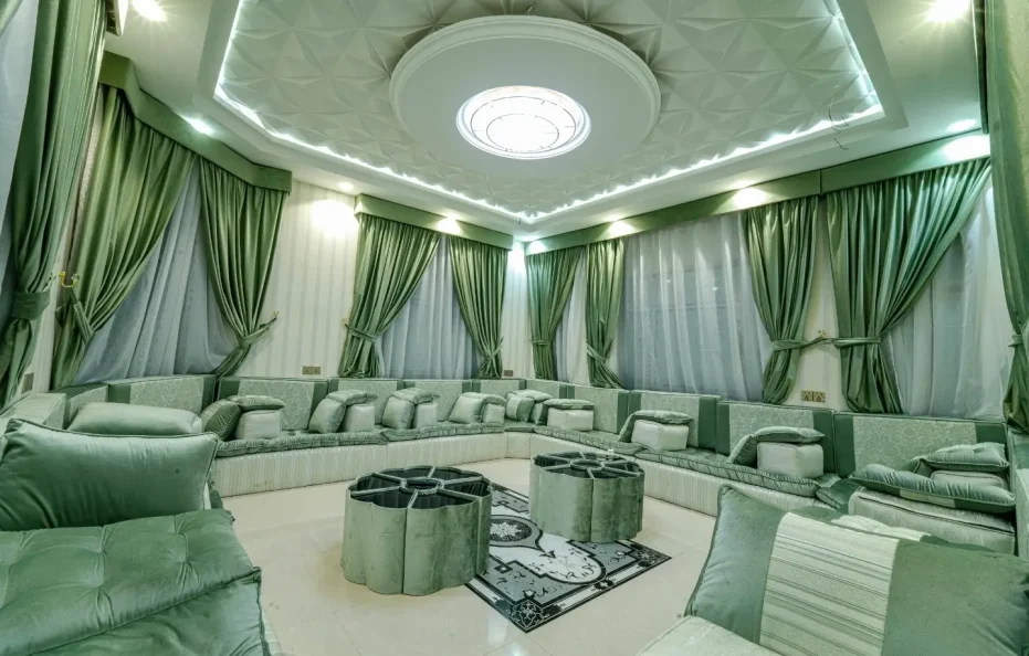 فندق هوم تاون