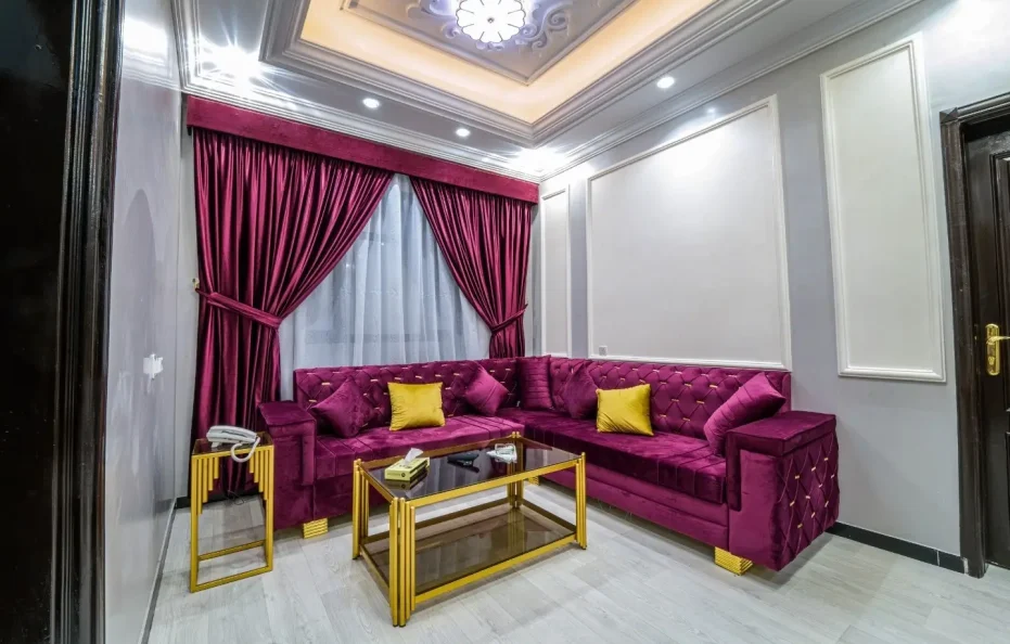 فندق هوم تاون